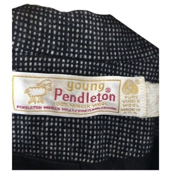 Young Pendleton Womens 10 Blazer 100% Virgin Wool Black White Button Made USA - Picture 3 of 7